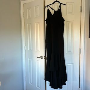 Elegant Black Maxi Dress